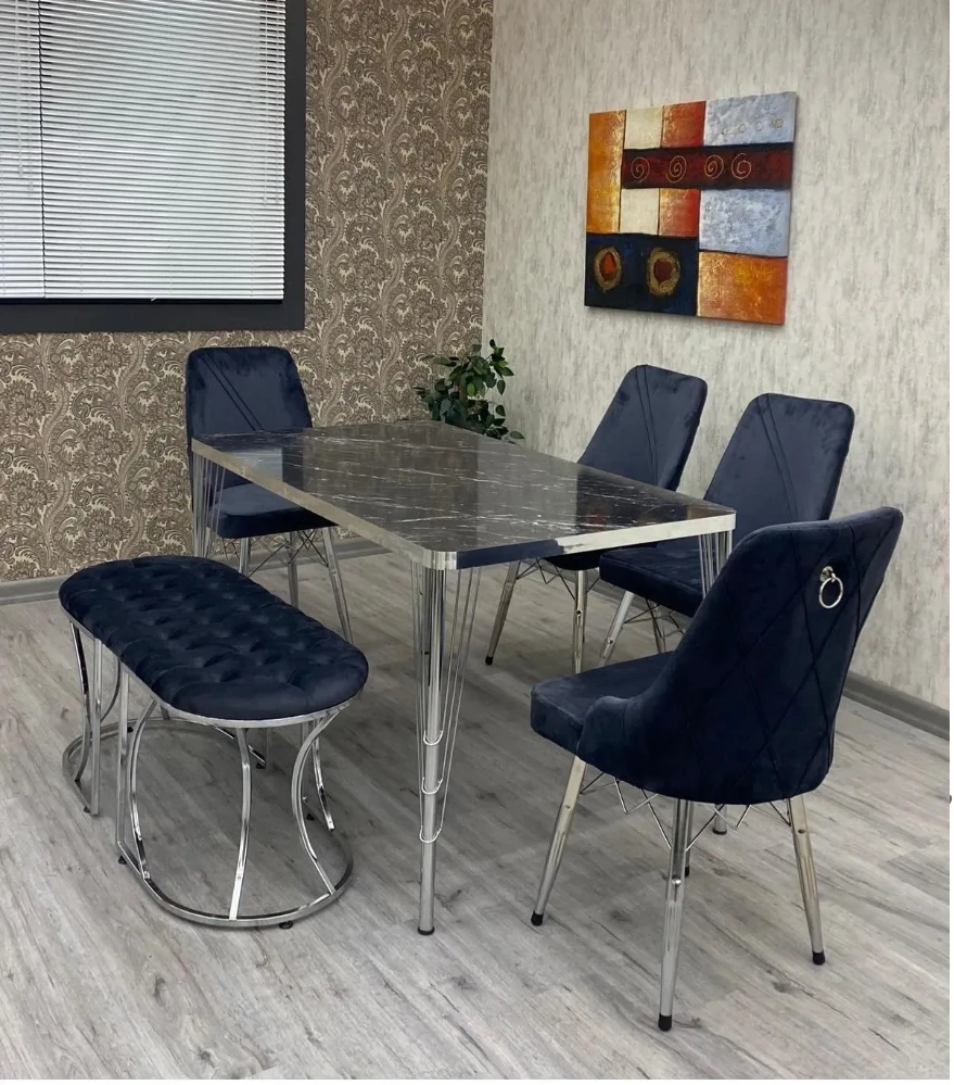 Ensemble Table et Chaises