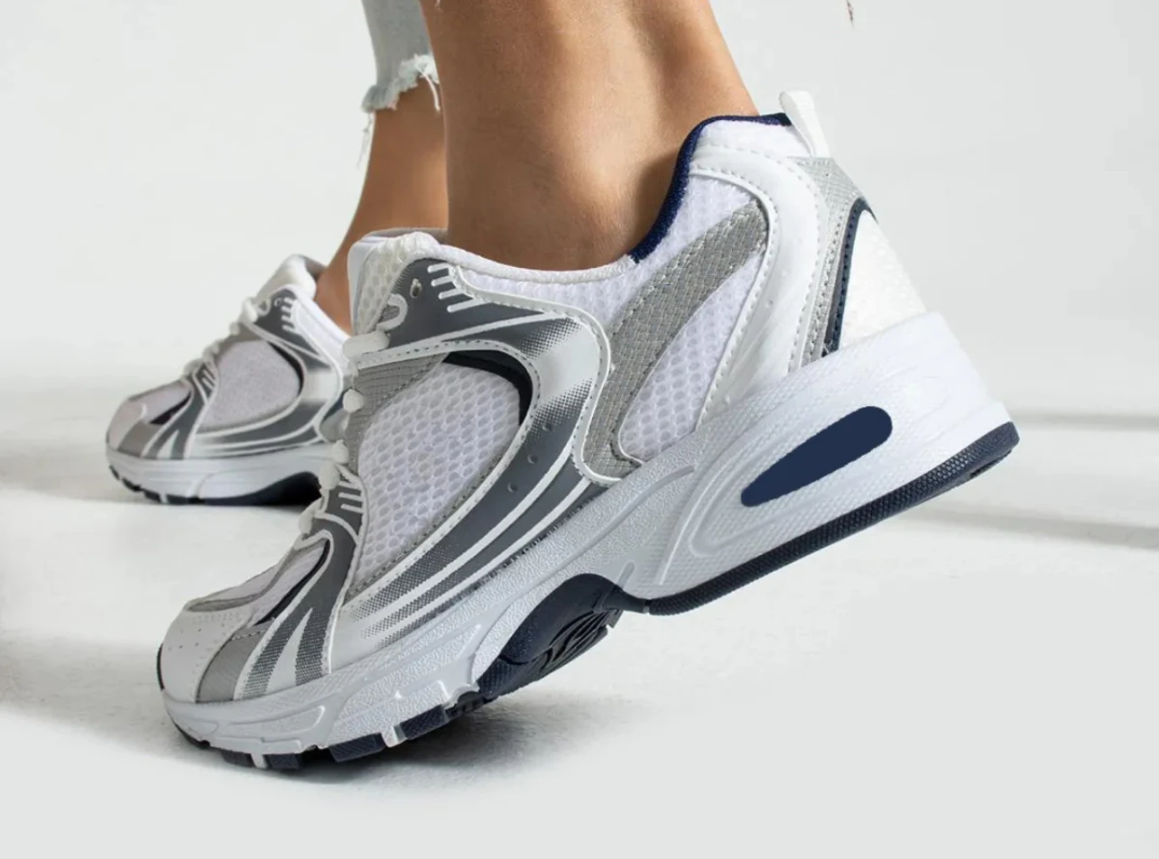 Sneakers unisexes Infinite8