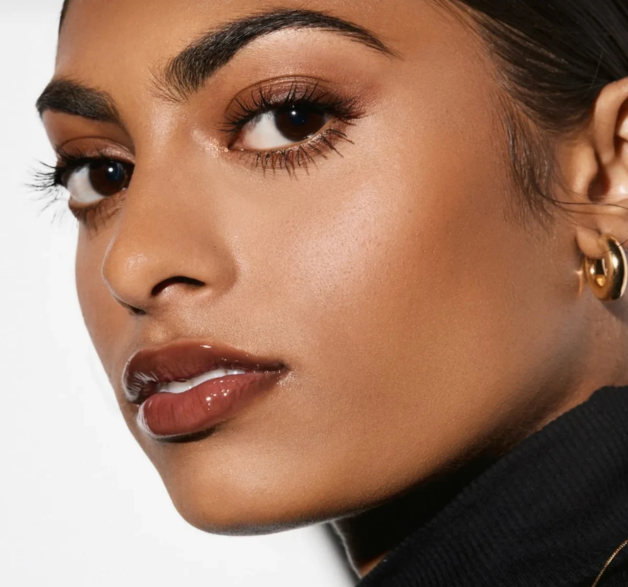 Fenty Beauty Gloss Bomb Heat Universal Lip Luminizer + Plumper - Teinte Hot Chocolit