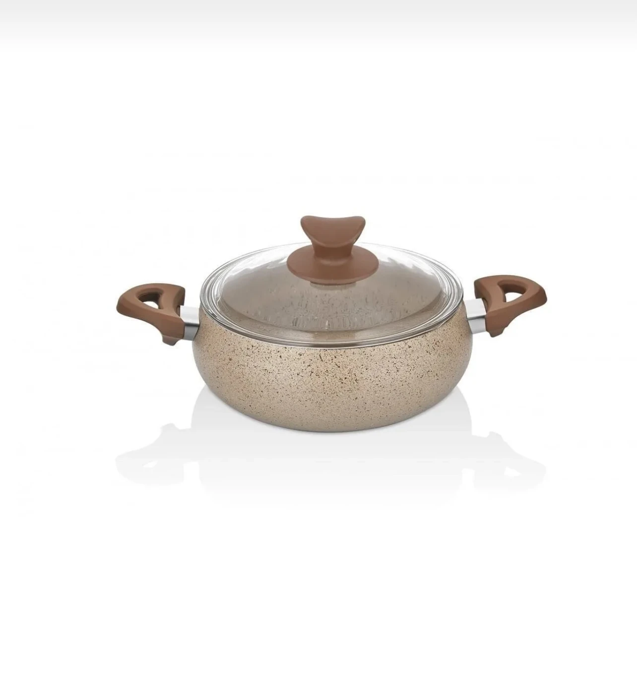 Set de 4 pièces de casseroles et poêles en granit avec un design arrondi